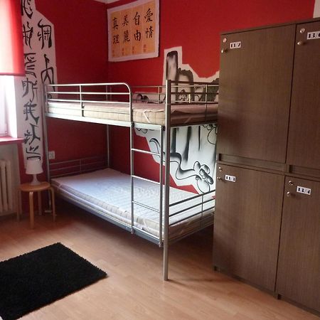 Jasna Hostelik Self Check-In Варшава Екстер'єр фото