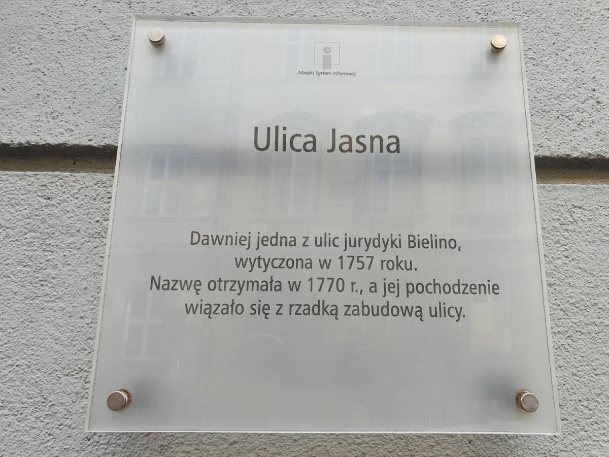 Jasna Hostelik Self Check-In Варшава Екстер'єр фото