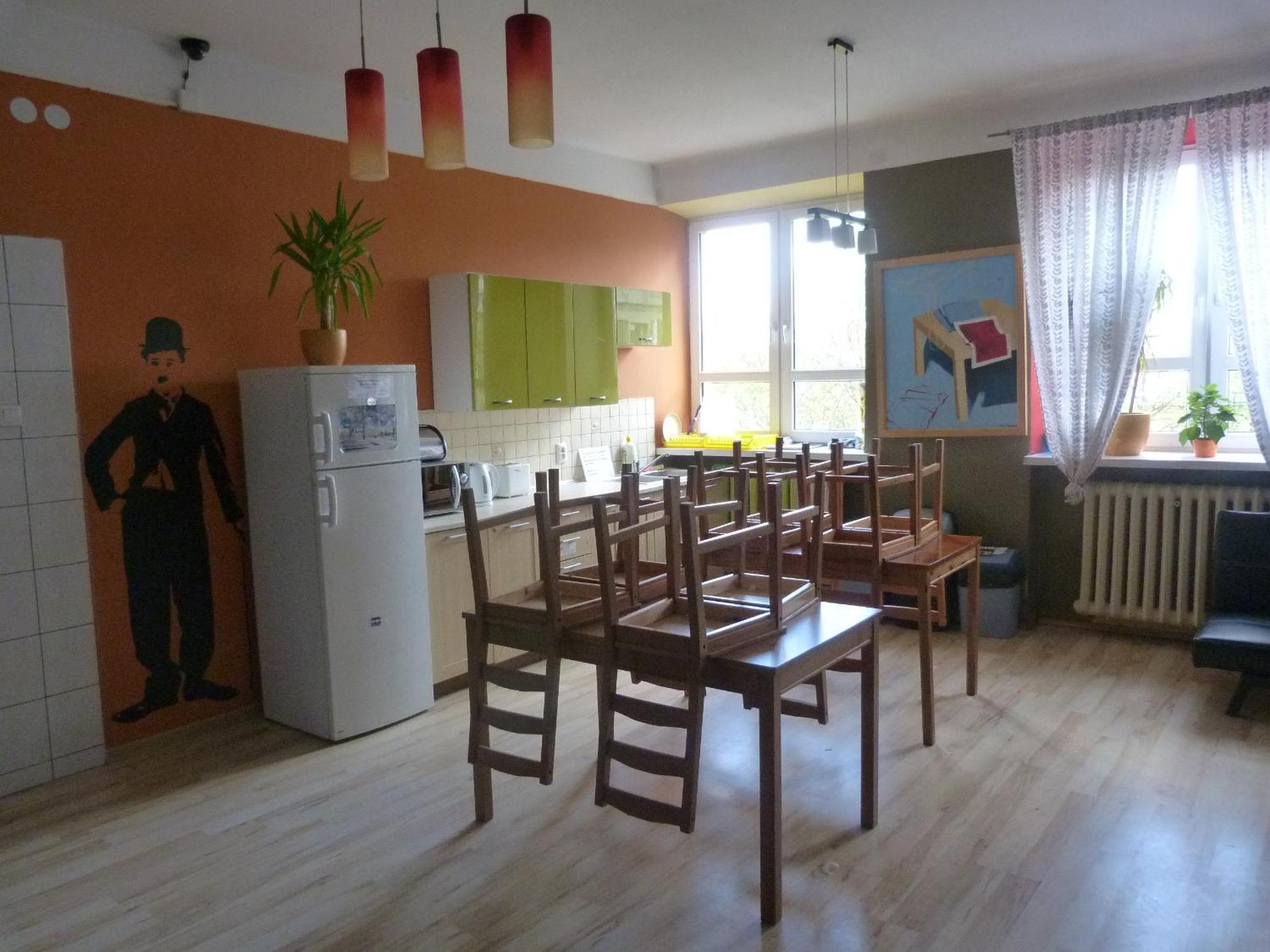 Jasna Hostelik Self Check-In Варшава Екстер'єр фото